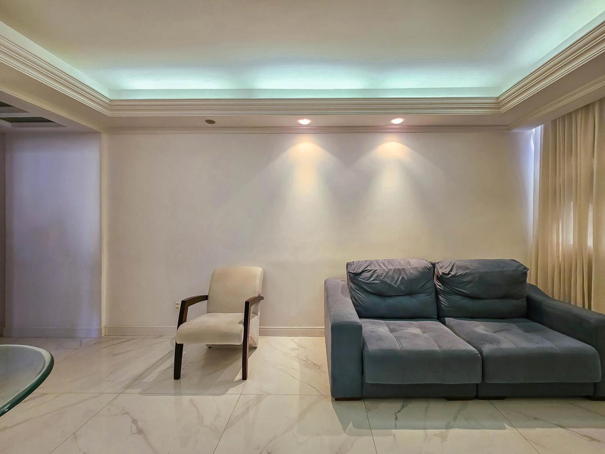 Ape Proximo Ao Hospital Da Bahia E Shopping Apartamento